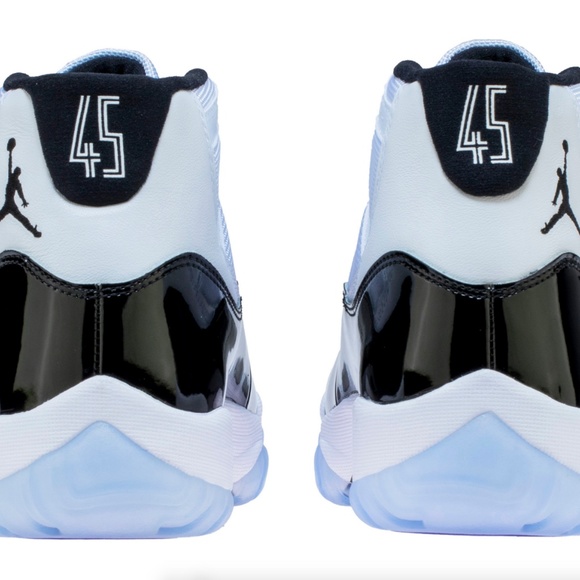 Air Jordan Retro 11 Concord